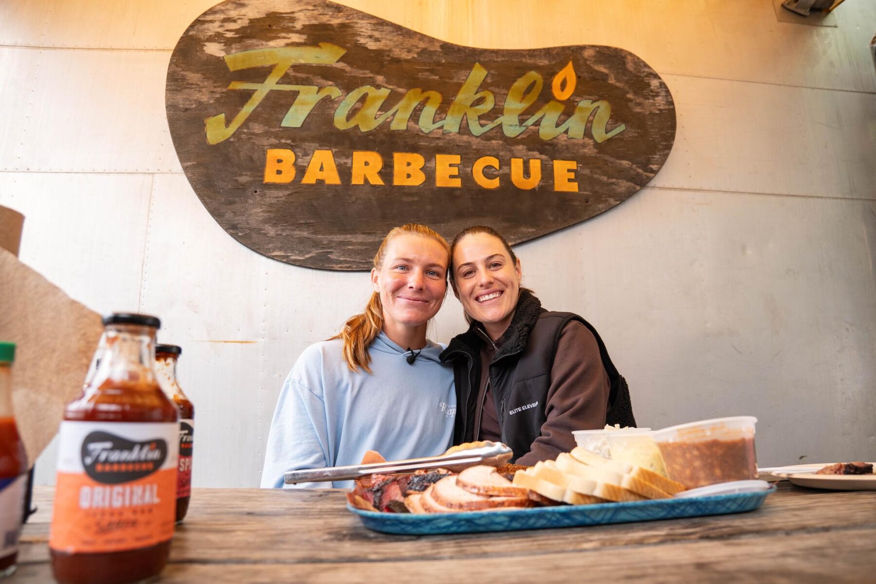 dffefc70433e4aff9482030b41bd629f_6qm597uiodj0vzfvcqbrti89ffwzbh2h__Tuesday Feb. 25_FRANKLINS BBQ VISIT_FRANKLIN _VISIT_20250225_KJACKSON_KMCM_01-27__2048