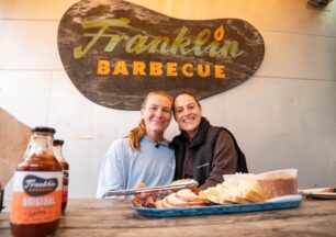 dffefc70433e4aff9482030b41bd629f_6qm597uiodj0vzfvcqbrti89ffwzbh2h__Tuesday Feb. 25_FRANKLINS BBQ VISIT_FRANKLIN _VISIT_20250225_KJACKSON_KMCM_01-27__2048