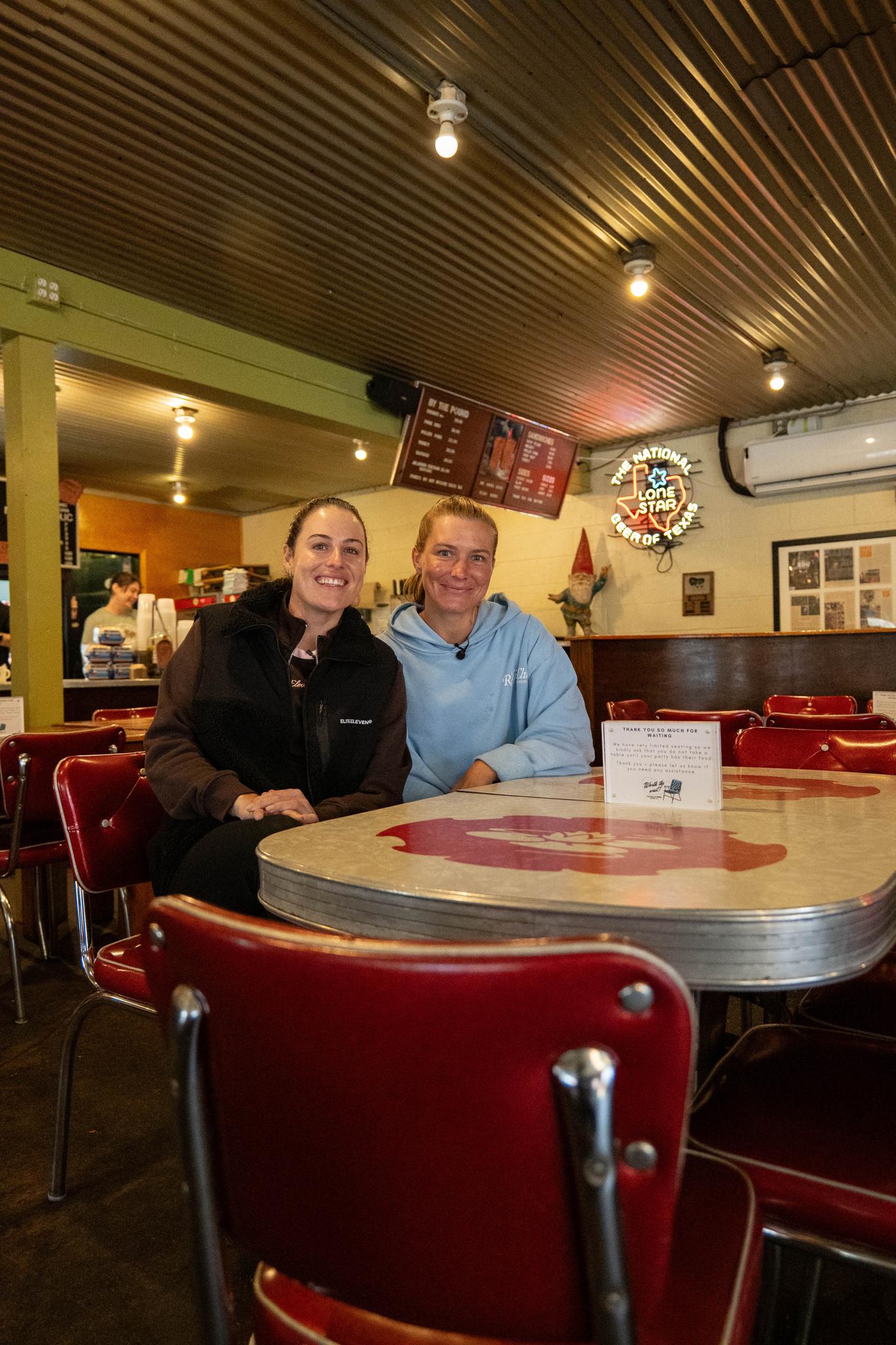 dffefc70433e4aff9482030b41bd629f_c933saxkz3bpfti906rsv6qcilkzanky__Tuesday Feb. 25_FRANKLINS BBQ VISIT_FRANKLIN _VISIT_20250225_KJACKSON_KMCM_01-44__2048