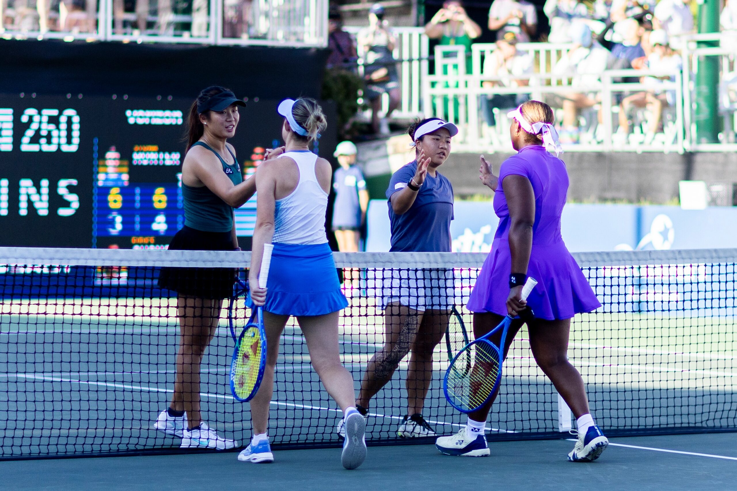 S. Hunter_T. Townsend v E. Chong_E. Liang31_medium